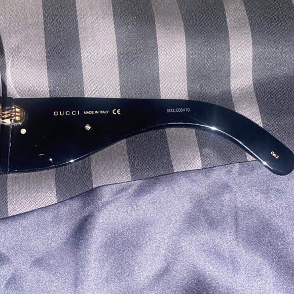 Gucci Oversized sunglasses